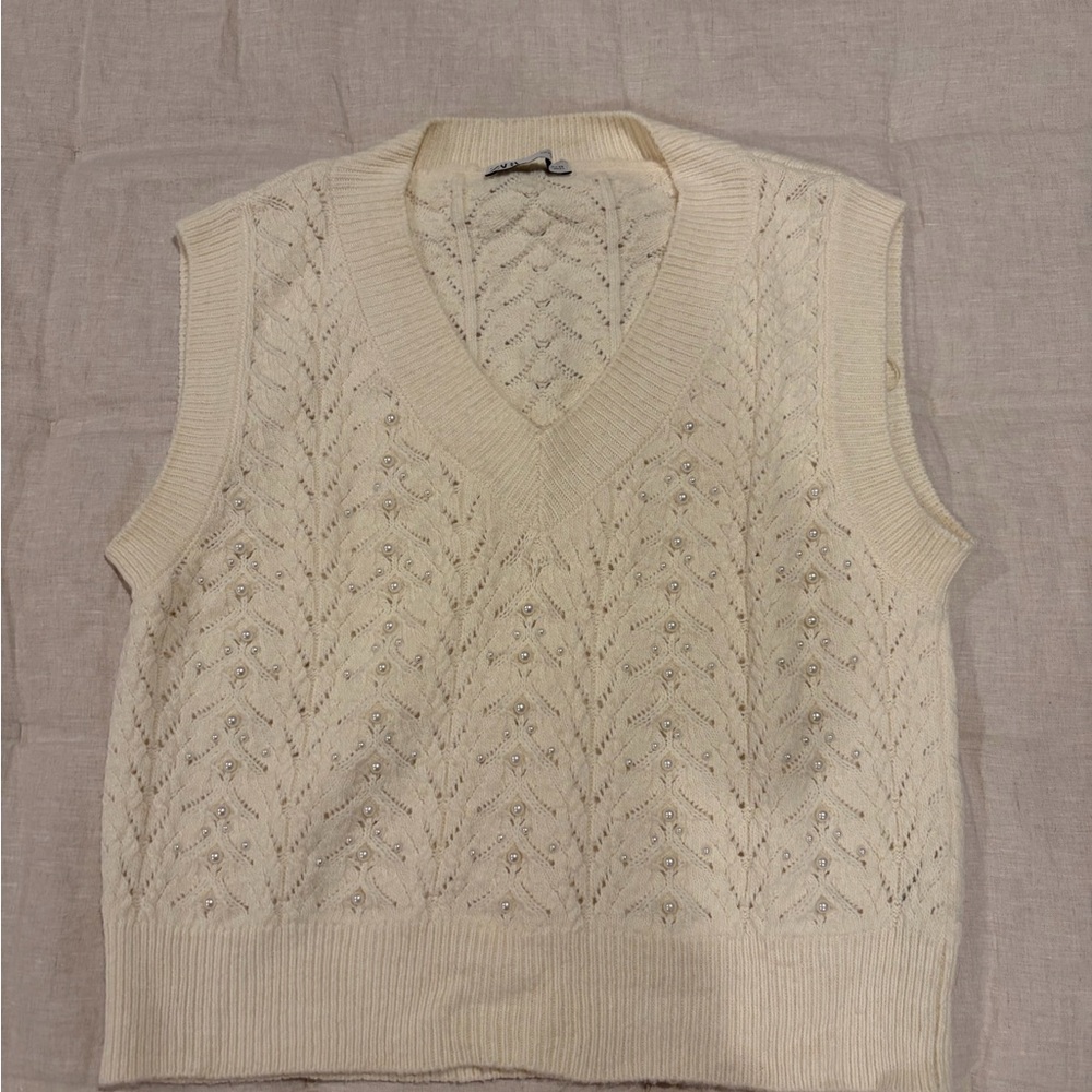 Zara Off-White Knit Sweater Vest